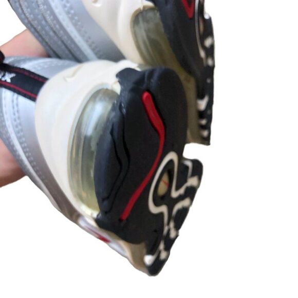 Deadstock Vintage 2002 Nike Air Max 97 Silver Bullet Size 7 - Picture 3 of 16